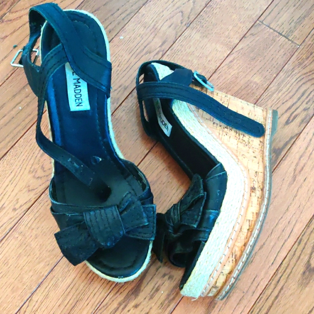 Steve madden black heels